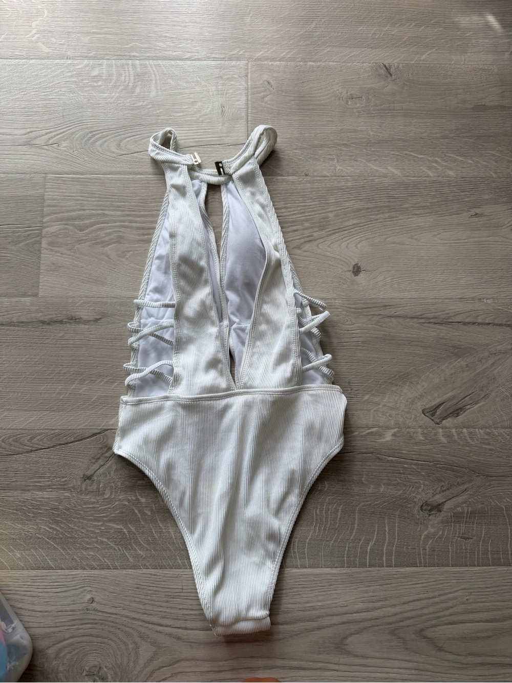 White Ribbed Cutout One-Piece Swimsuit - Picture 2 of 2